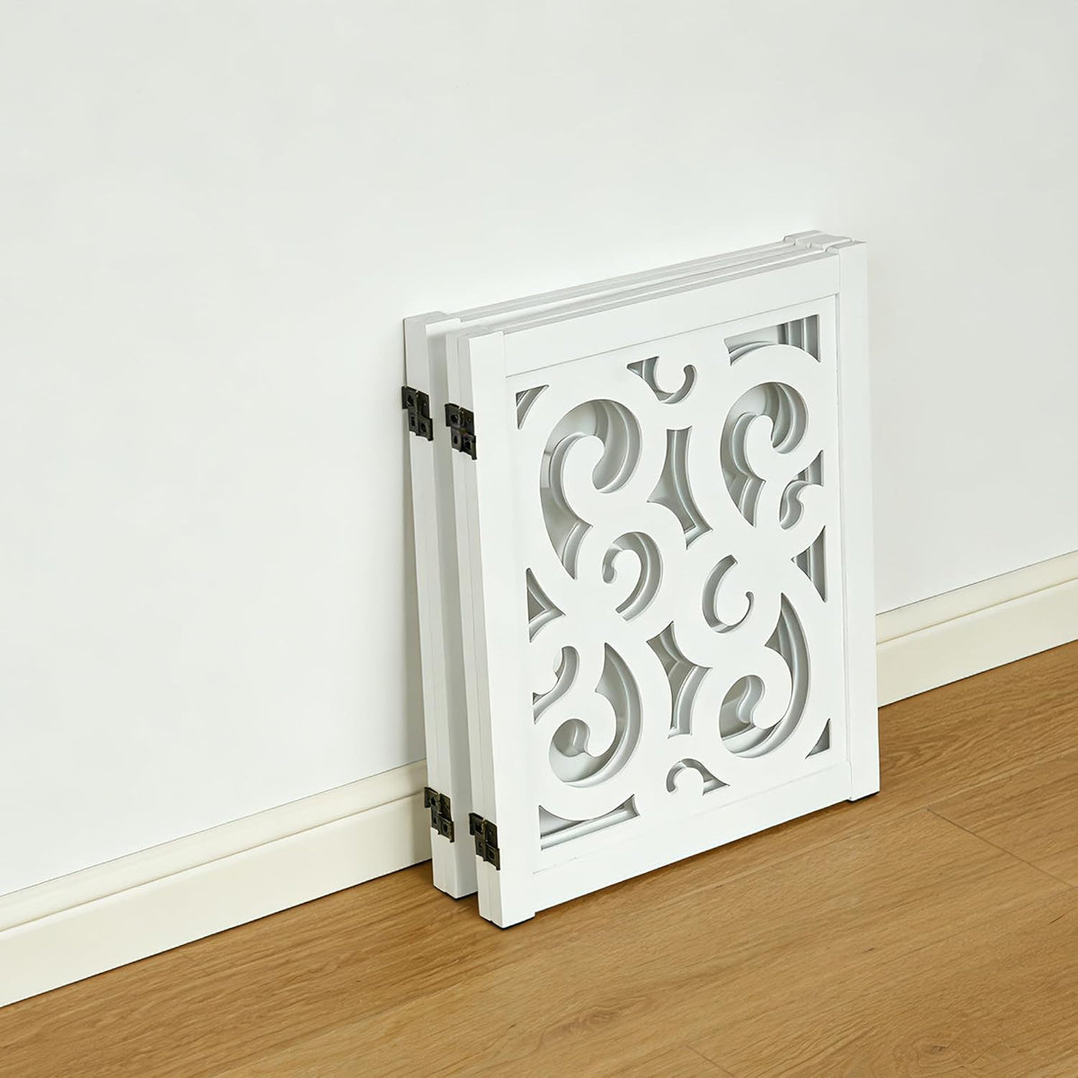 Ashfield & Harkness 4-Panel Pet Gate - Scroll White Wooden Freestanding Dog